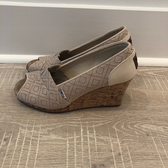 Toms peep toe wedges sz 8 - Picture 2 of 4